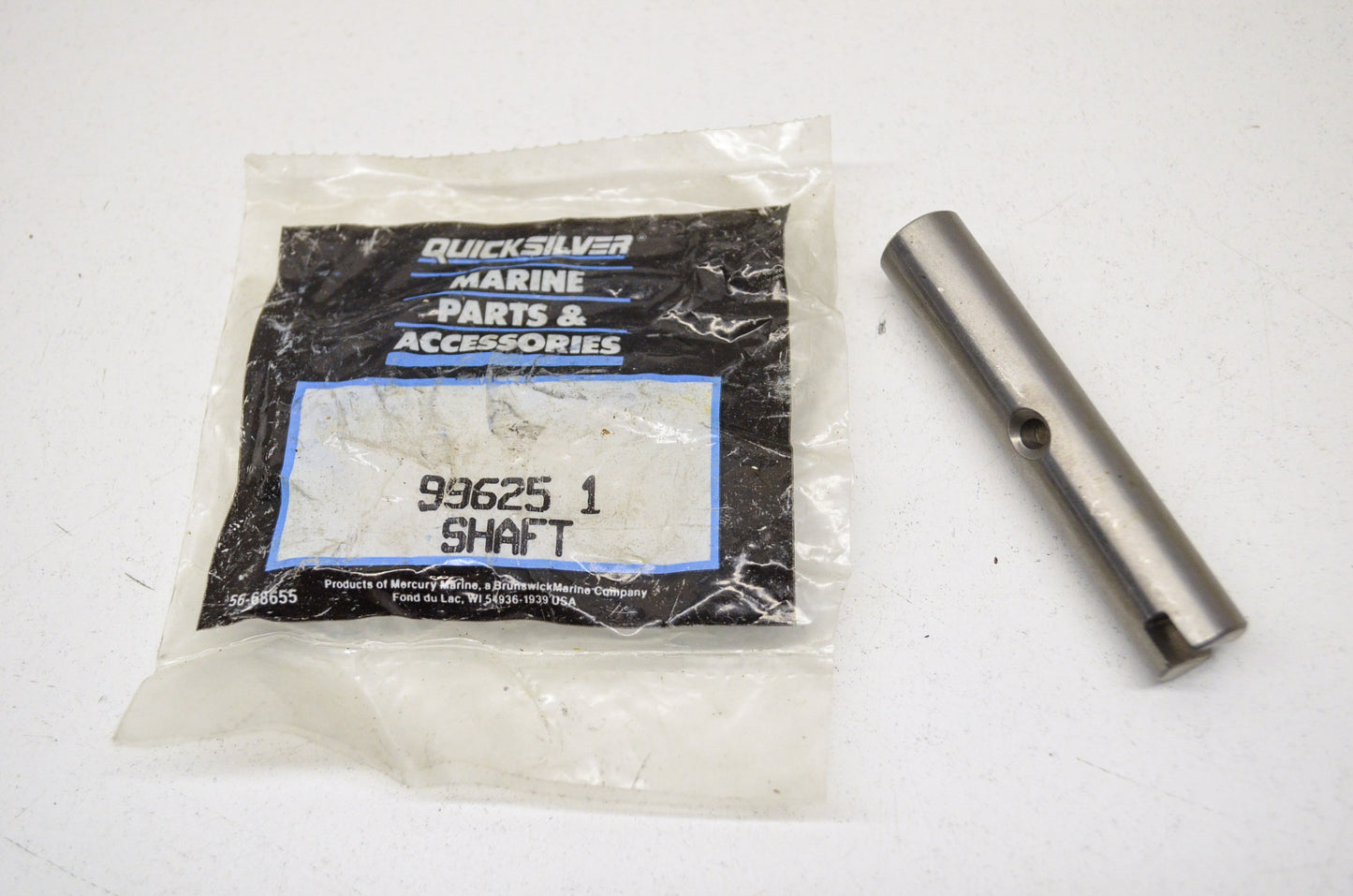 New OEM Quicksilver Mercury Shaft NOS