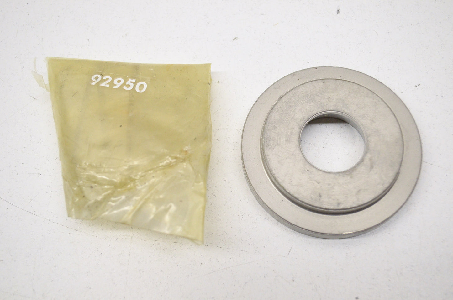 New OEM Quicksilver Mercury Thrust Washer NOS