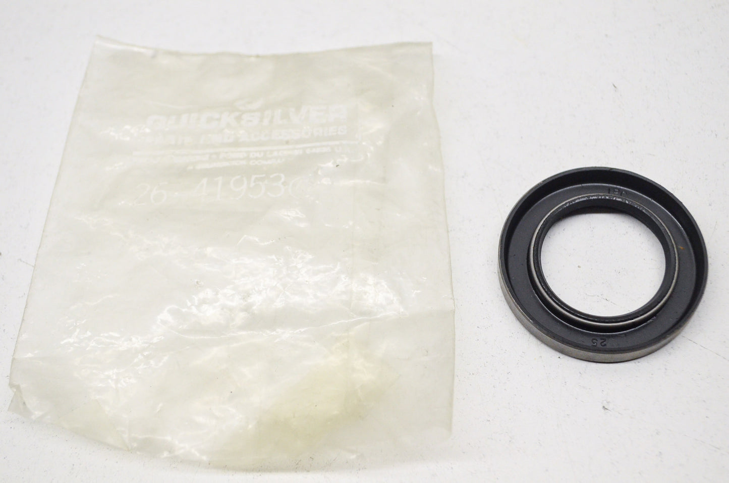 New OEM Quicksilver Mercury Seal NOS