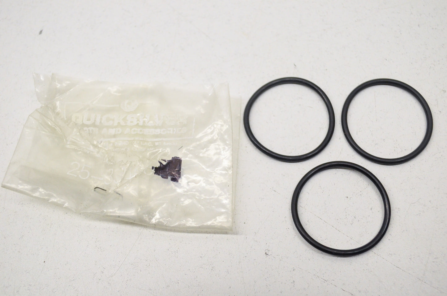New OEM Quicksilver Mercury O Rings QTY 3 NOS
