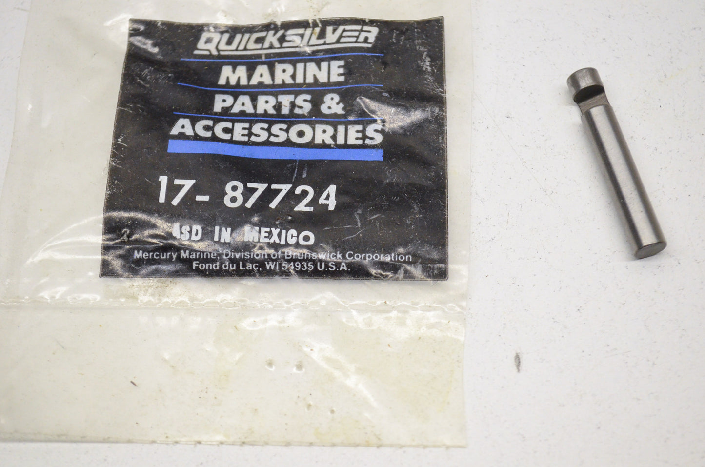OEM Mercury 17-87724 Quicksilver Pin NOS