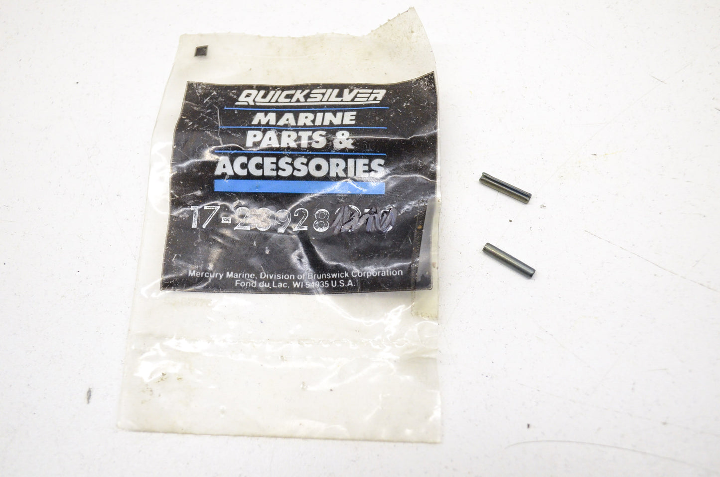 New OEM Quicksilver Mercury Rolls Pins QTY 2 NOS