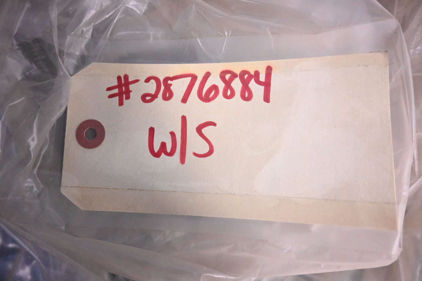 New OEM Victory 2876884 21" Crossroads Mid-Height Windshield Assembly NOS