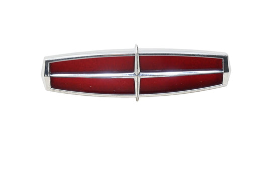 New OEM Ford F7LZ-8213-AA Lincoln Mark VIII Grill Emblem NOS