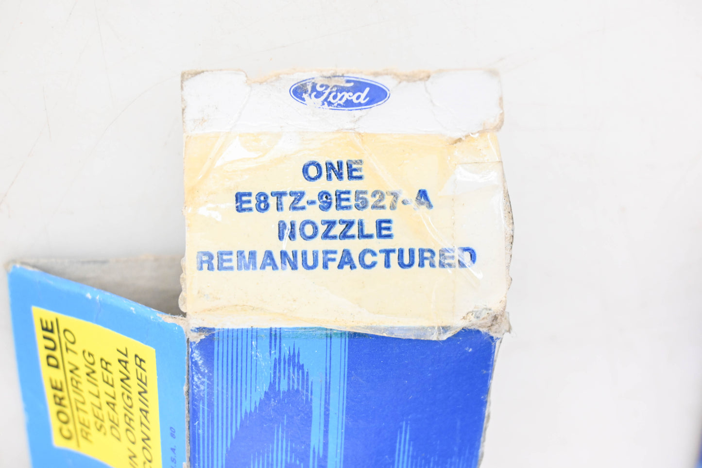 New OEM Ford E8TZ-9E527-A Fuel Injector Nozzle NOS