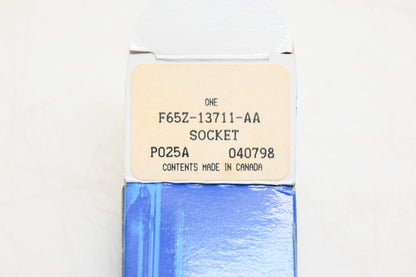 New OEM Ford F65Z-13711-AA Warning Light Socket NOS