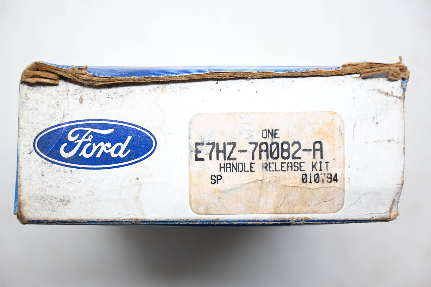 New OEM Ford E7HZ-7A082-A Release Handle Kit NOS