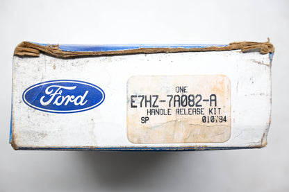 New OEM Ford E7HZ-7A082-A Release Handle Kit NOS