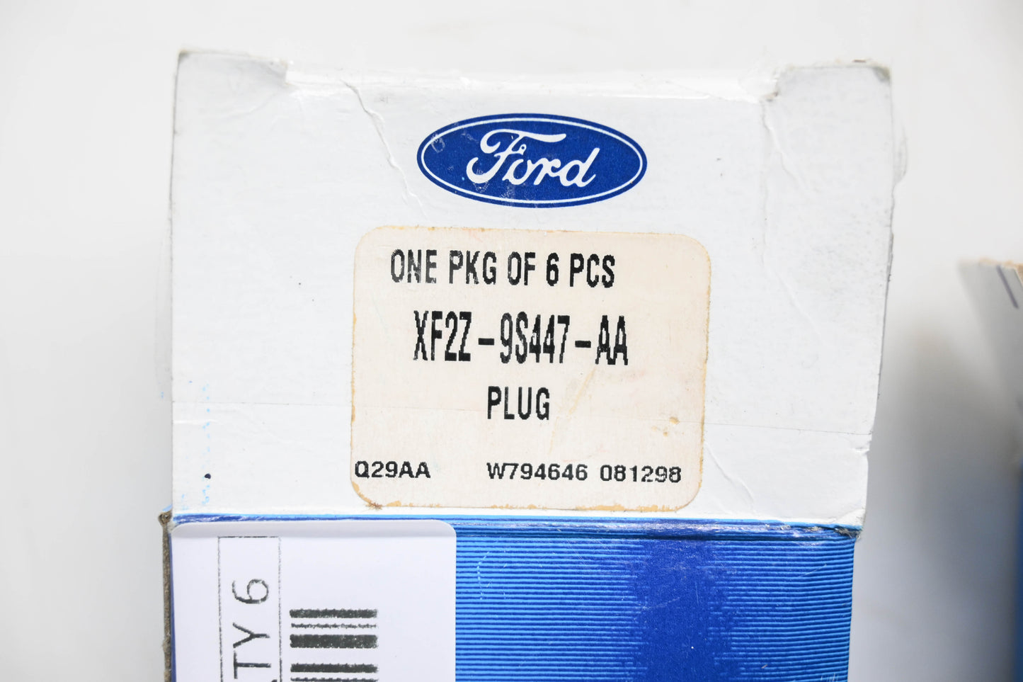 New OEM Ford XF2Z-9S447-AA Engine Plugs Qty 6 NOS