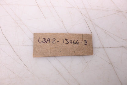 New OEM Ford C3AZ-13466-B Lamp Bulbs NOS