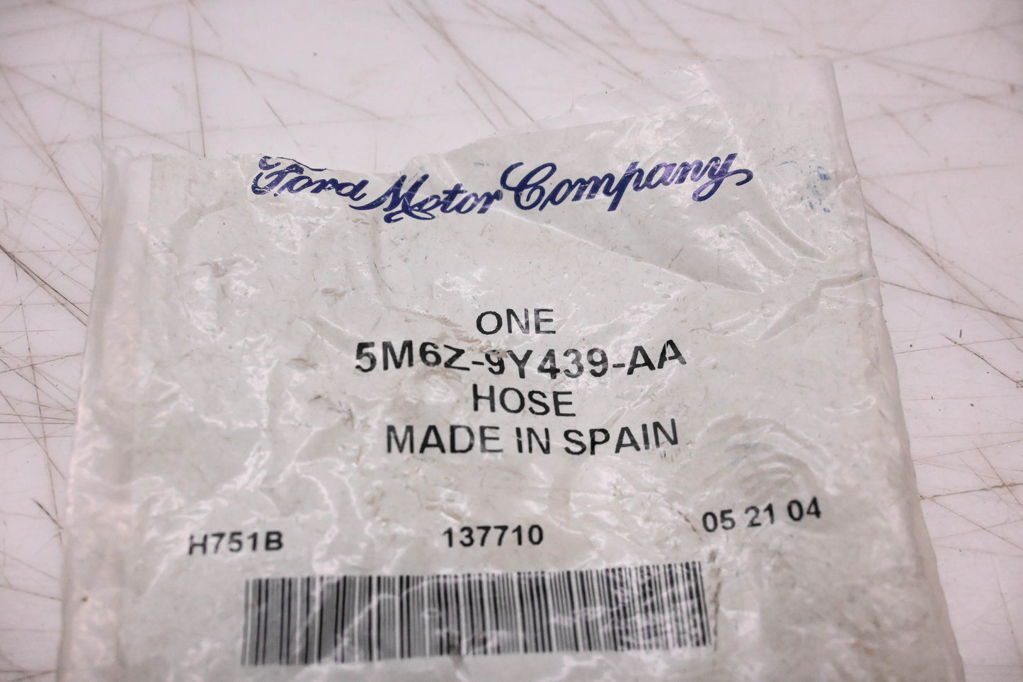 New OEM Ford 5M6Z-9Y439-AA 6.5" Curved Hose Assembly NOS