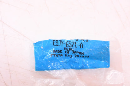 New OEM Ford E9JY-6571-A Valve Stem Oil Seals Qty 5 NOS