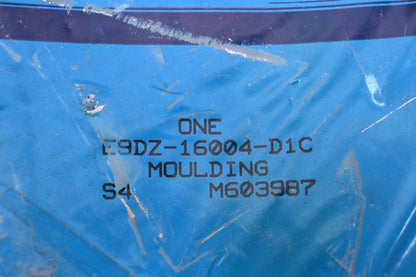 New OEM Ford E9DZ-16004-D1C Moulding Kit NOS