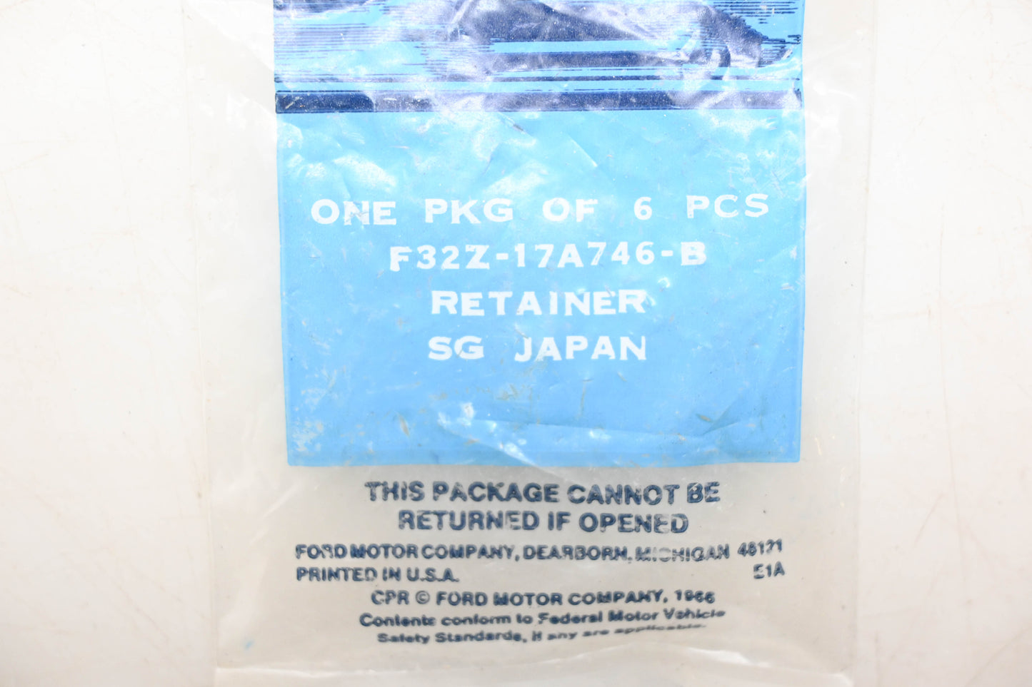 New OEM Ford F32Z-17A746-B Outside Mirror Plate Retaining Screws Qty 6 NOS