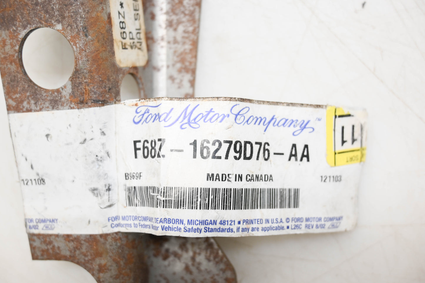 New OEM Ford F68Z-16279D76-AA Side Panel Reinforcement Bracket NOS
