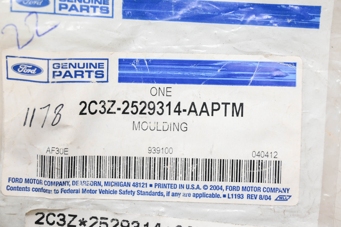 New OEM Ford 2C3Z-2529314-AAPTM Body Side Molding Assembly NOS