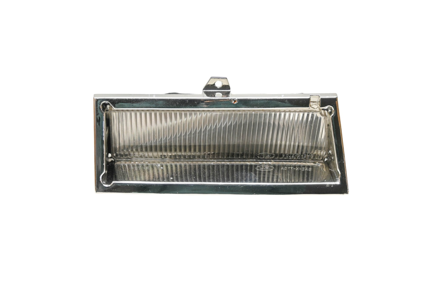 New OEM Ford D7DZ-15A201-A Passenger Side Lamp Assembly NOS