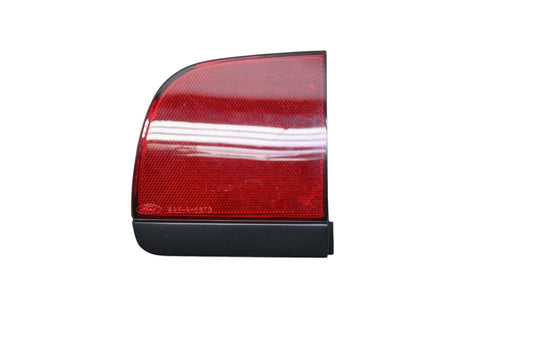 New OEM Ford E64Y-15A201-D Red Passenger Side Rear Marker Lamp Assembly Kit NOS