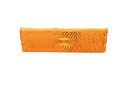 New OEM Ford D8RZ-15A201-A, 77FG15K411-AA Front Marker Amber Lamp Assembly NOS