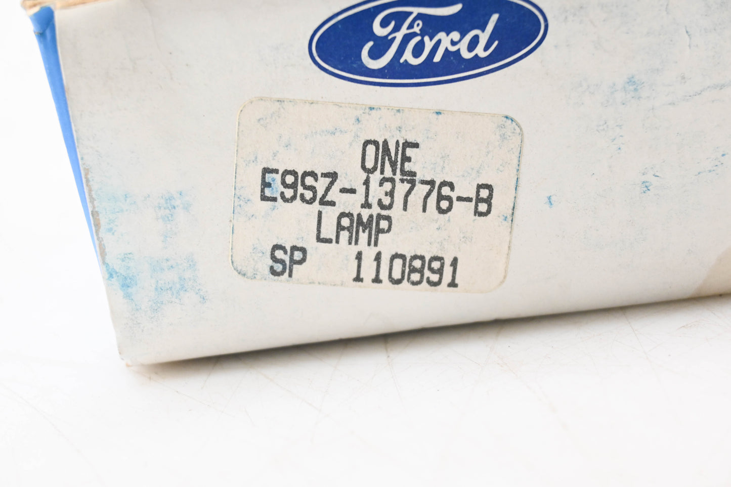 New OEM Ford E9SZ-13776-B Driver Side Lamp Assembly NOS