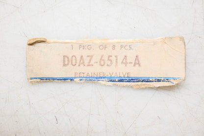 New OEM Ford DOAZ-6514-A, D0AZ-6514-A Engine Valve Spring Retainer NOS