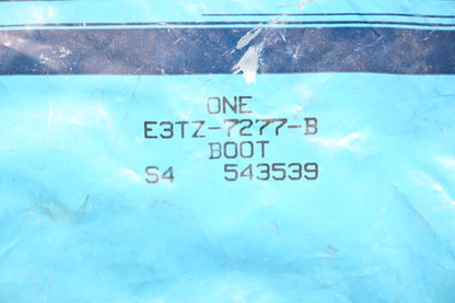 New OEM Ford E3TZ-7277-B Gear Shift Level Boot NOS