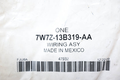 New OEM Ford 7W7Z-13B319-AA Wire Assembly NOS