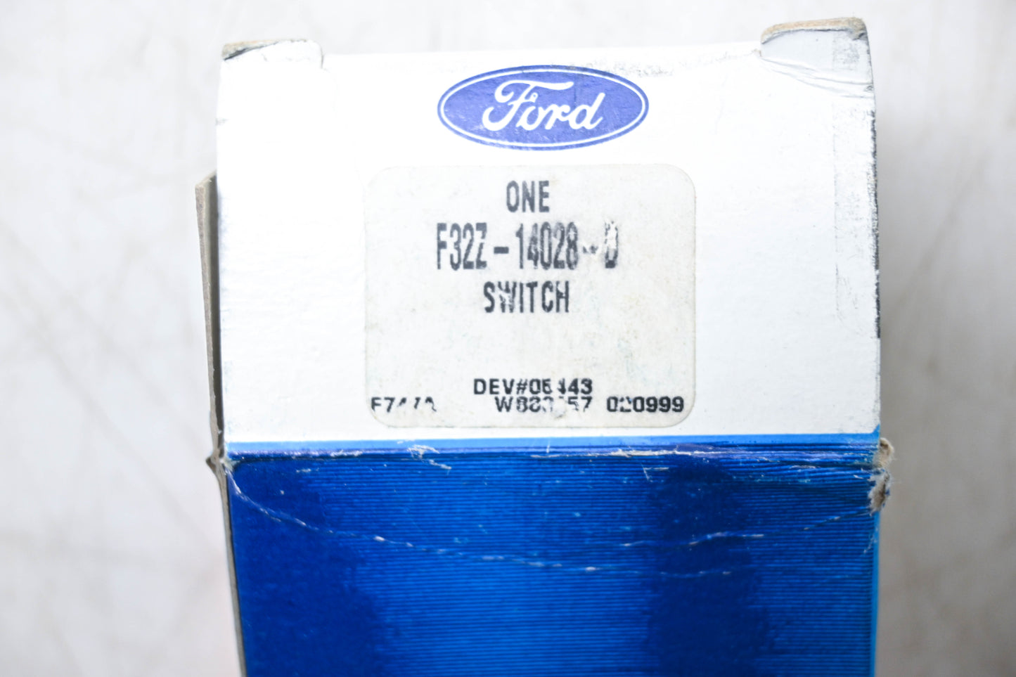 New OEM Ford F32Z-14028-D Probe Lock Cylinder NOS