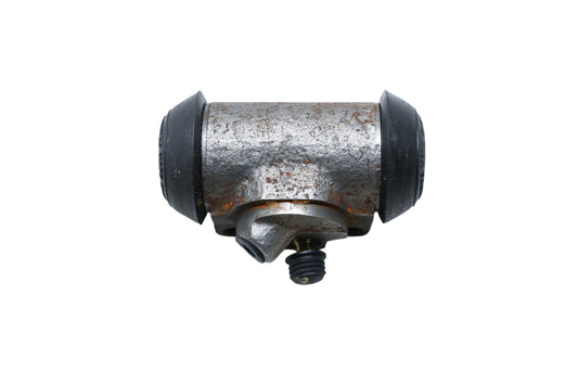 New OEM Ford C9TZ-2061-B Brake Cylinder NOS