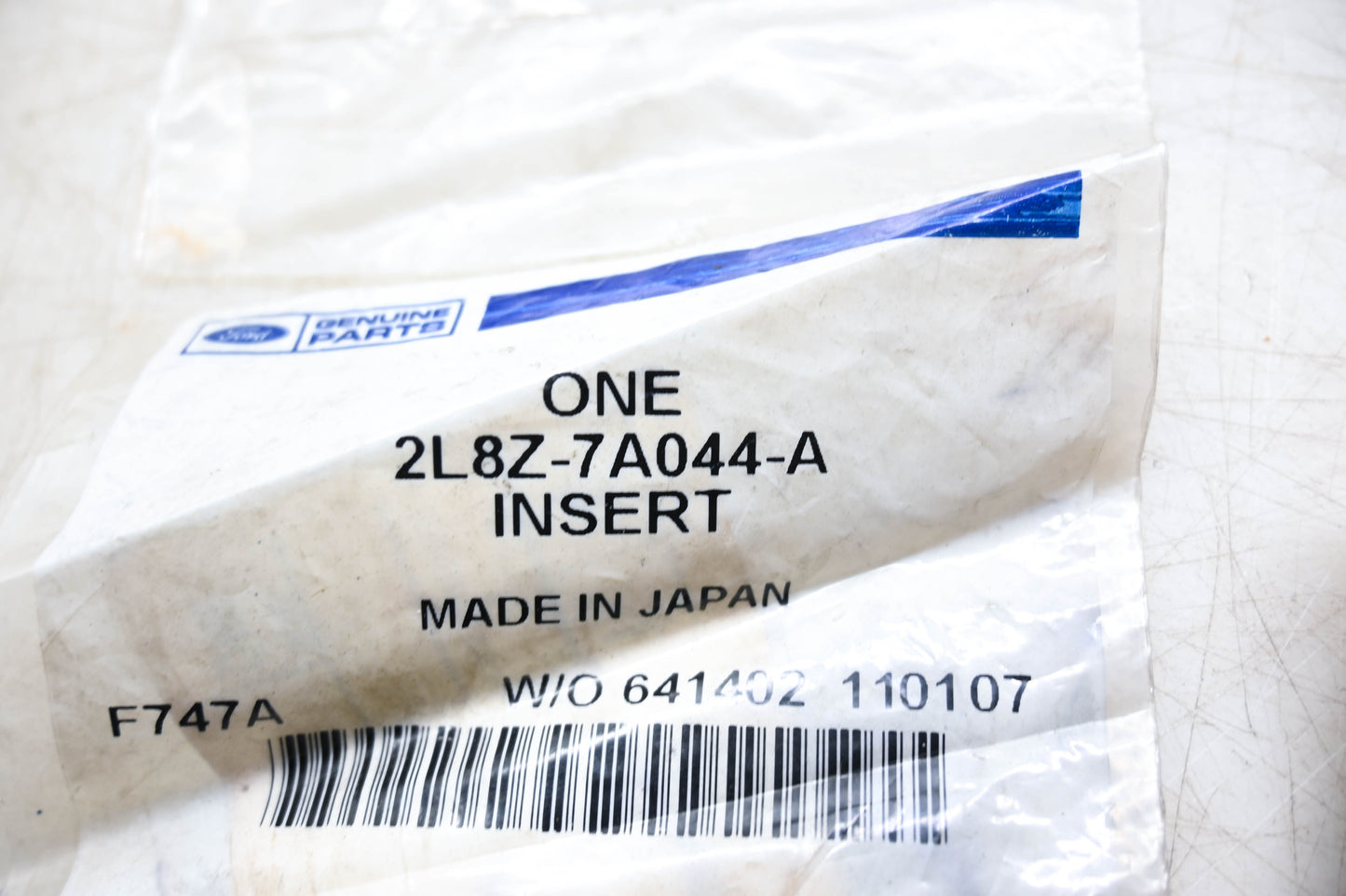 New OEM Ford 2L8Z-7A044-A Synchronizer Insert NOS