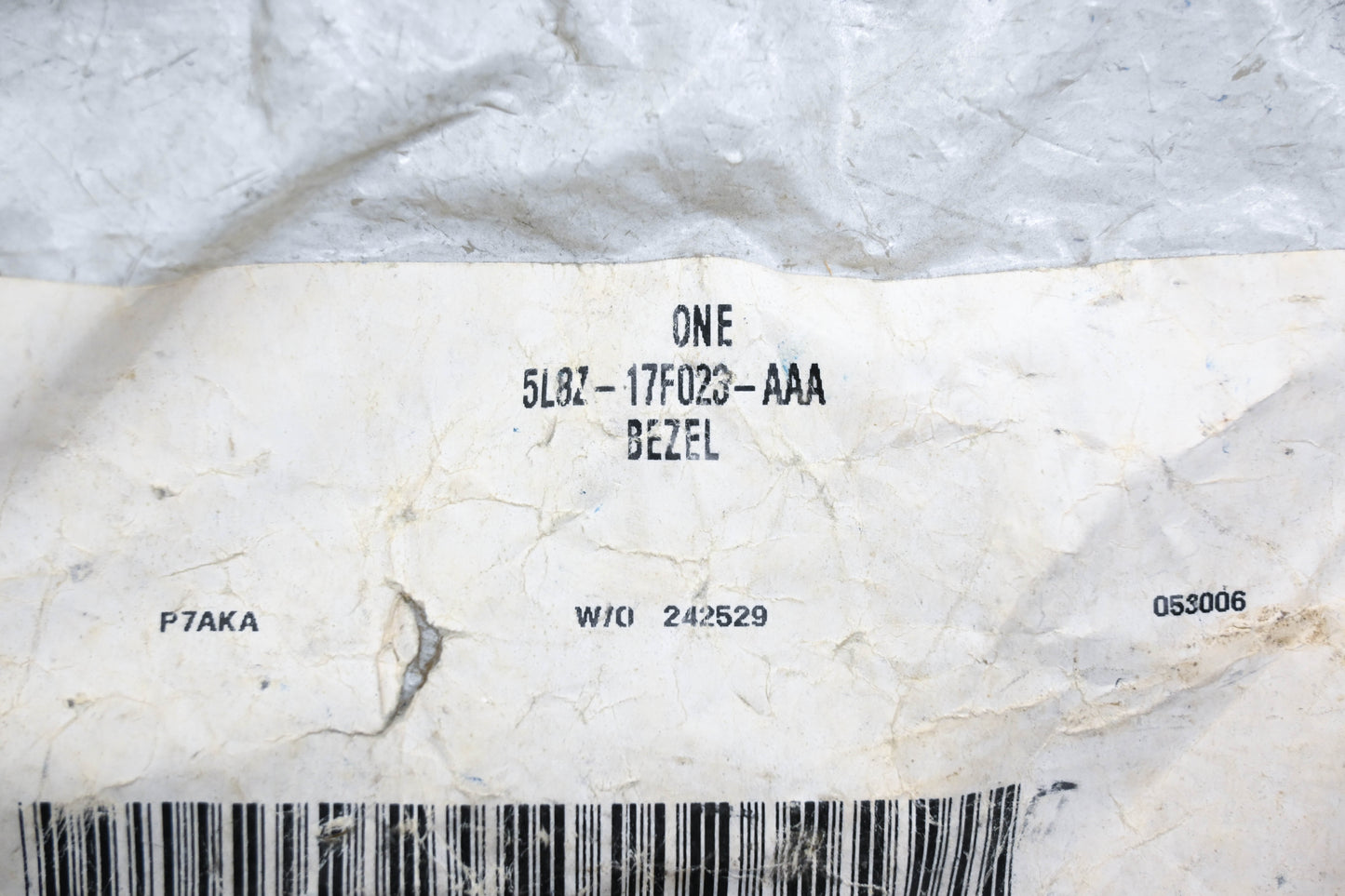 New OEM Ford 5L8Z-17F023-AAA Bezel NOS