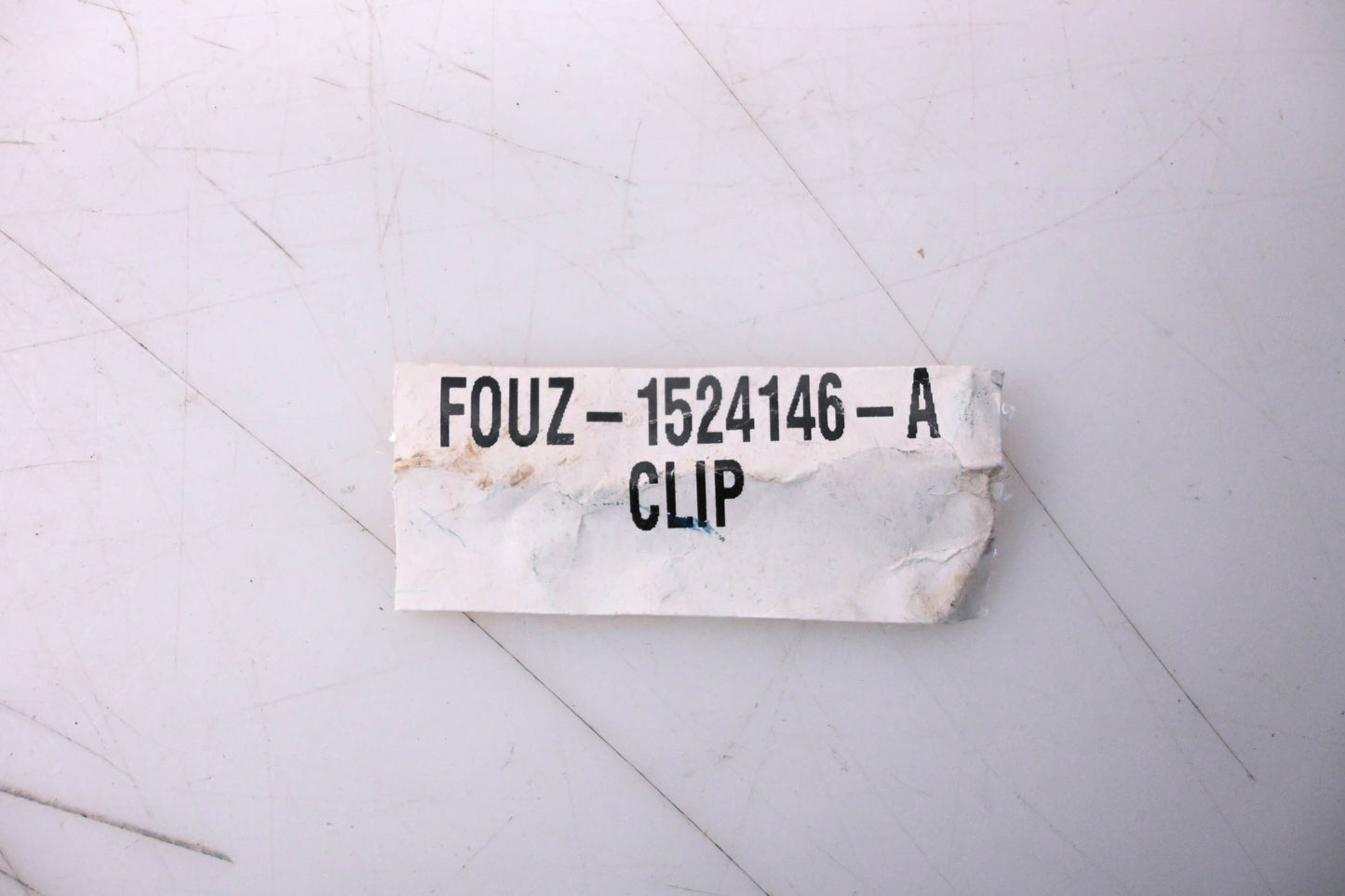 New OEM Ford FOUZ-1524146-A Clip NOS
