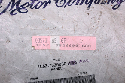 New OEM Ford 1L5Z-7826680-AAA Handle NOS