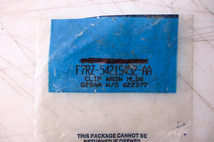 New OEM Ford F7RZ-5421S452-AA Window Moulding Clip NOS