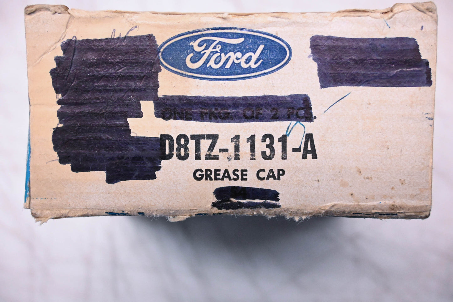 New OEM Ford D8TZ-1131-A Front Hub Grease Cap NOS