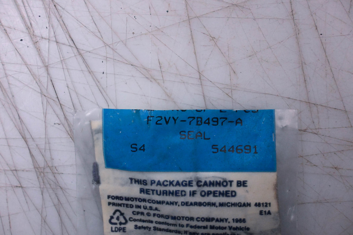 New OEM Ford F2VY-7B497-A Seal NOS