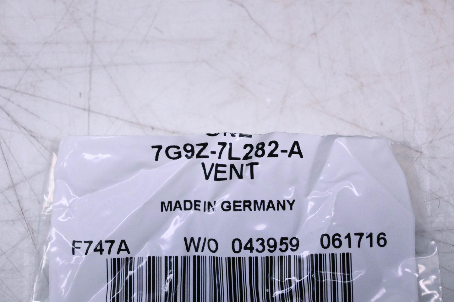 New OEM Ford 7G9Z-7L282-A Vent NOS