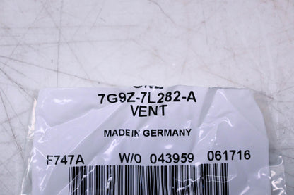 New OEM Ford 7G9Z-7L282-A Vent NOS