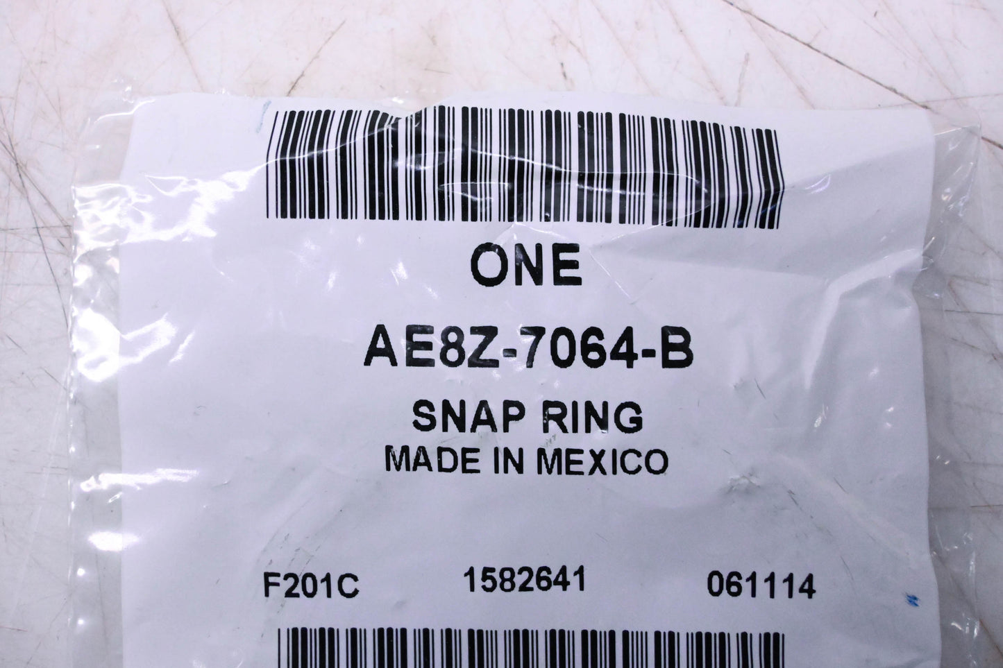 New OEM Ford AE8Z-7064-B Snap Ring NOS