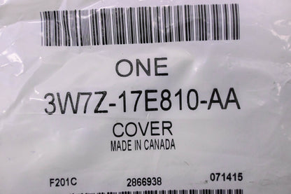 New OEM Ford 3W7Z-17E810-AA Right Side Bumper Cover NOS