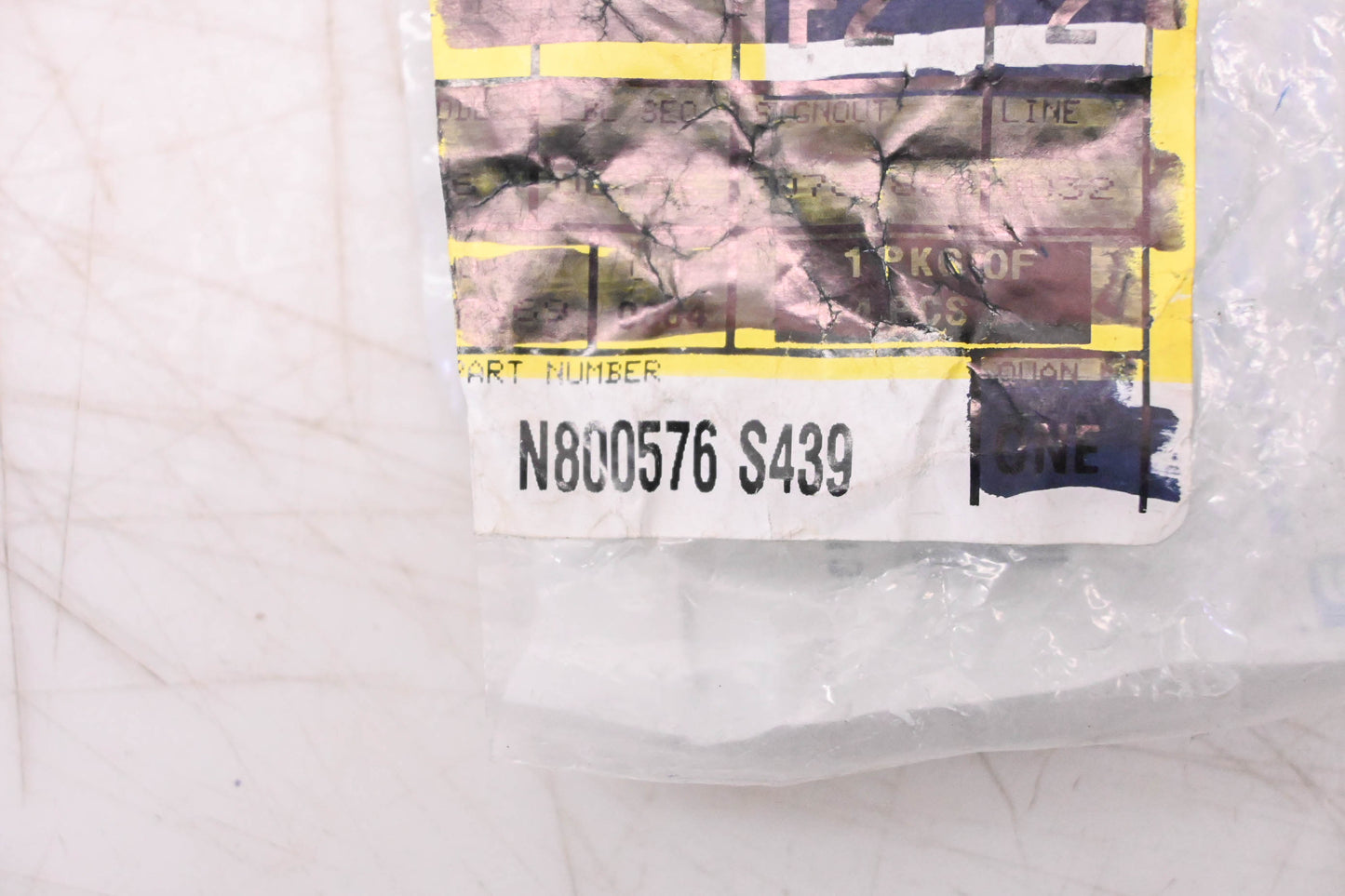 New OEM Ford N800576-S439 Screw & Washer Assemblies Qty 4 NOS