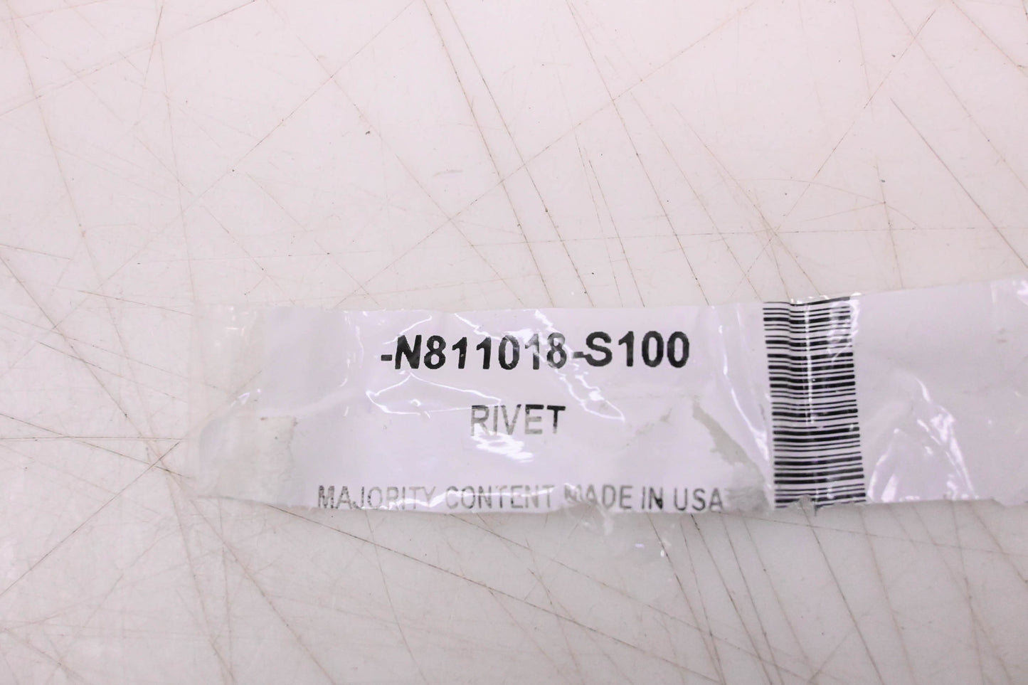 New OEM Ford N811018-S100 License Plate Bracket Rivet NOS