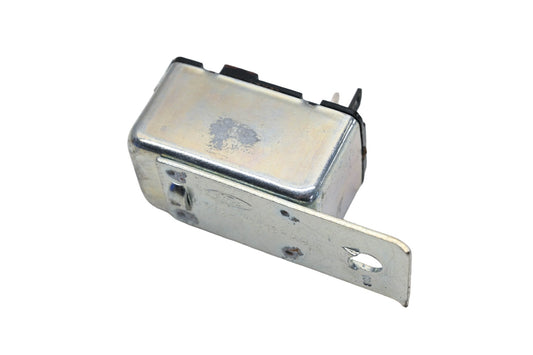 New OEM Ford D5TA-2C013-AA, D5TA2C013AA Relay NOS