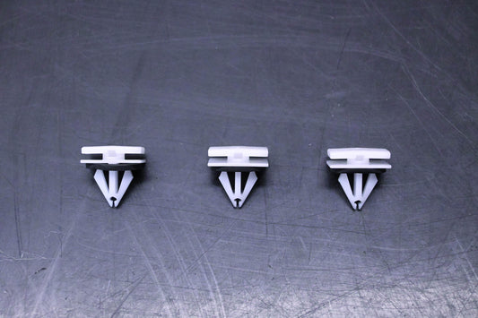New OEM Ford W715201-S300 Exterior Rocker Moulding Clips Qty 3 NOS