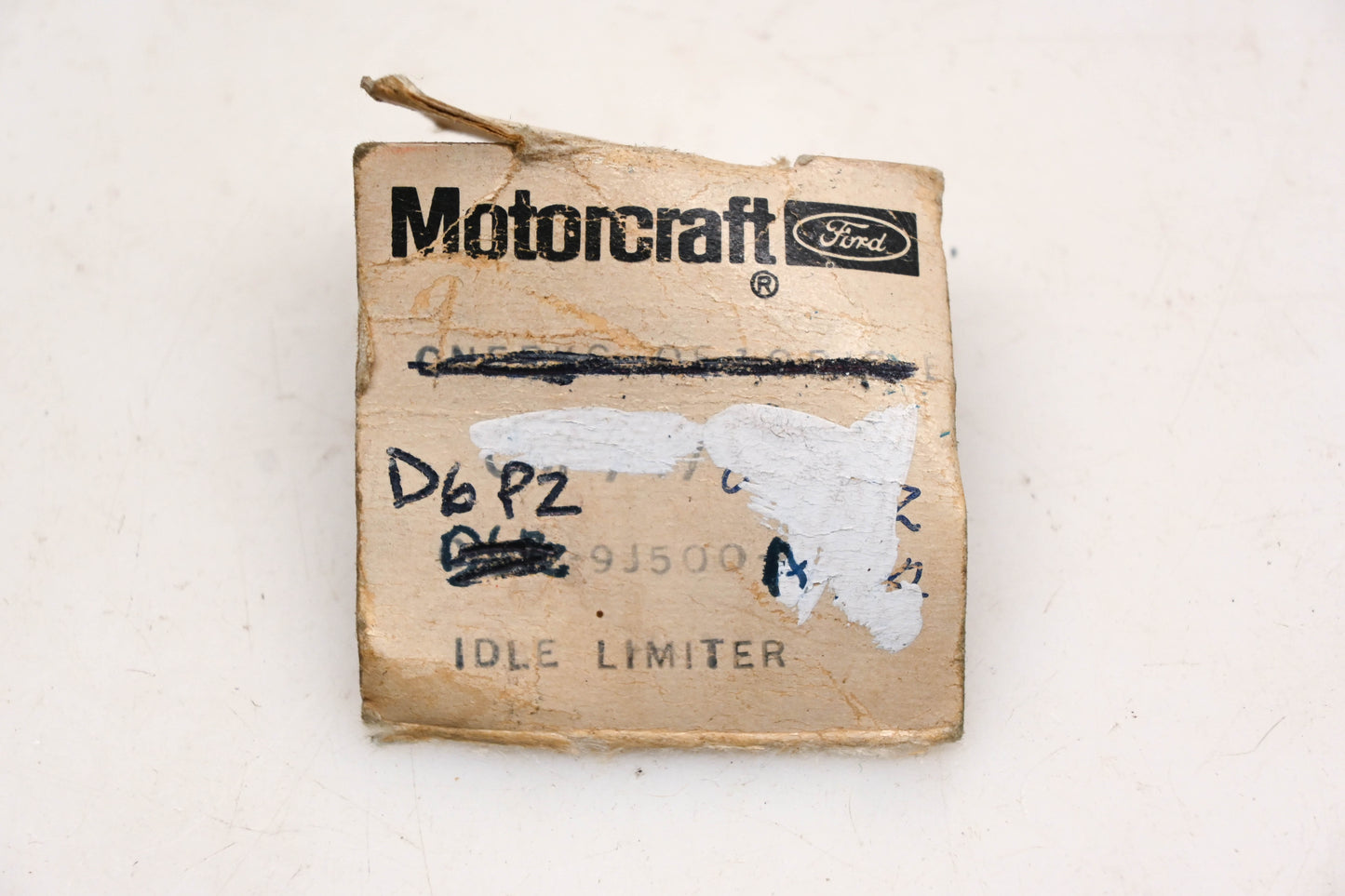 New OEM Ford D6PZ-9J500-A, D6PZ9J500A Carburetor Idle Limiter Cap NOS