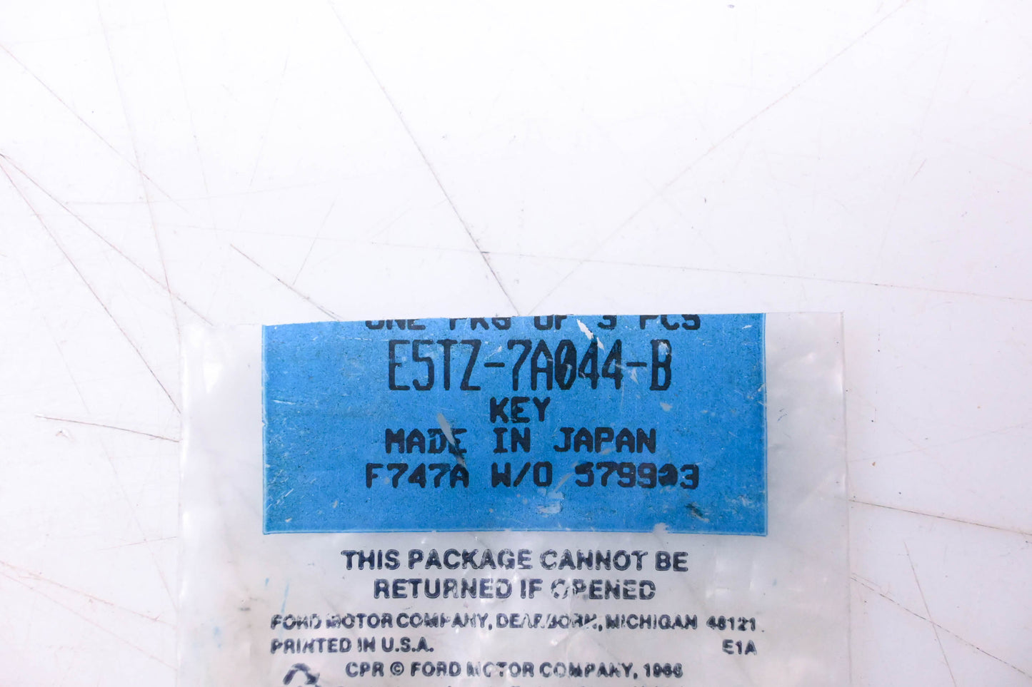 New OEM Ford E5TZ-7A044-B Key NOS