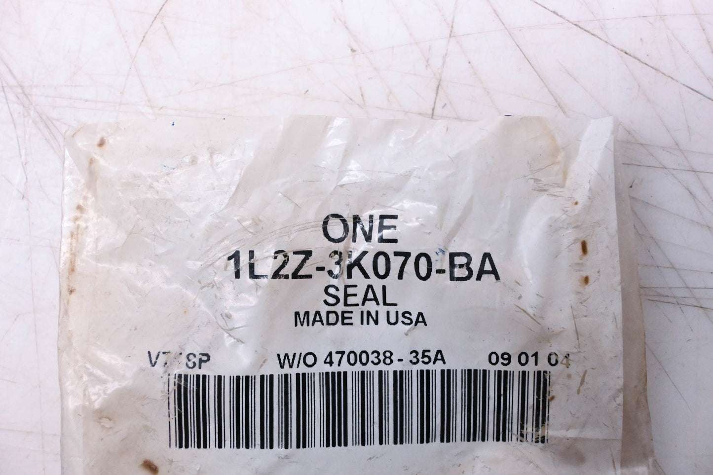 New OEM Ford 1L2Z-3K070-BA Seal NOS