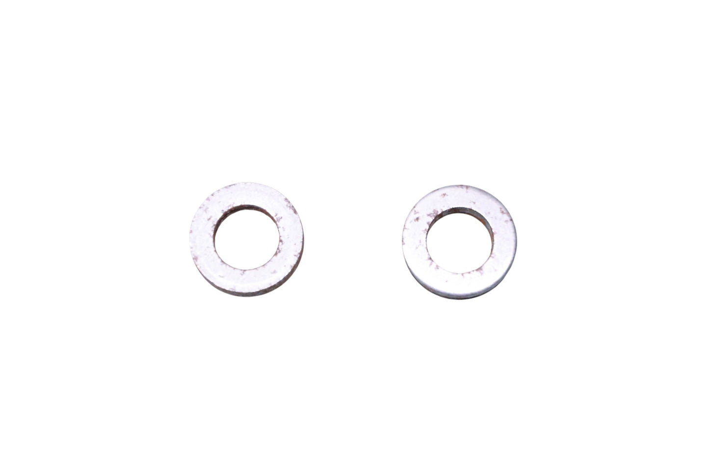 New OEM Ford D2RY-6A528-A Washers Qty 2 NOS