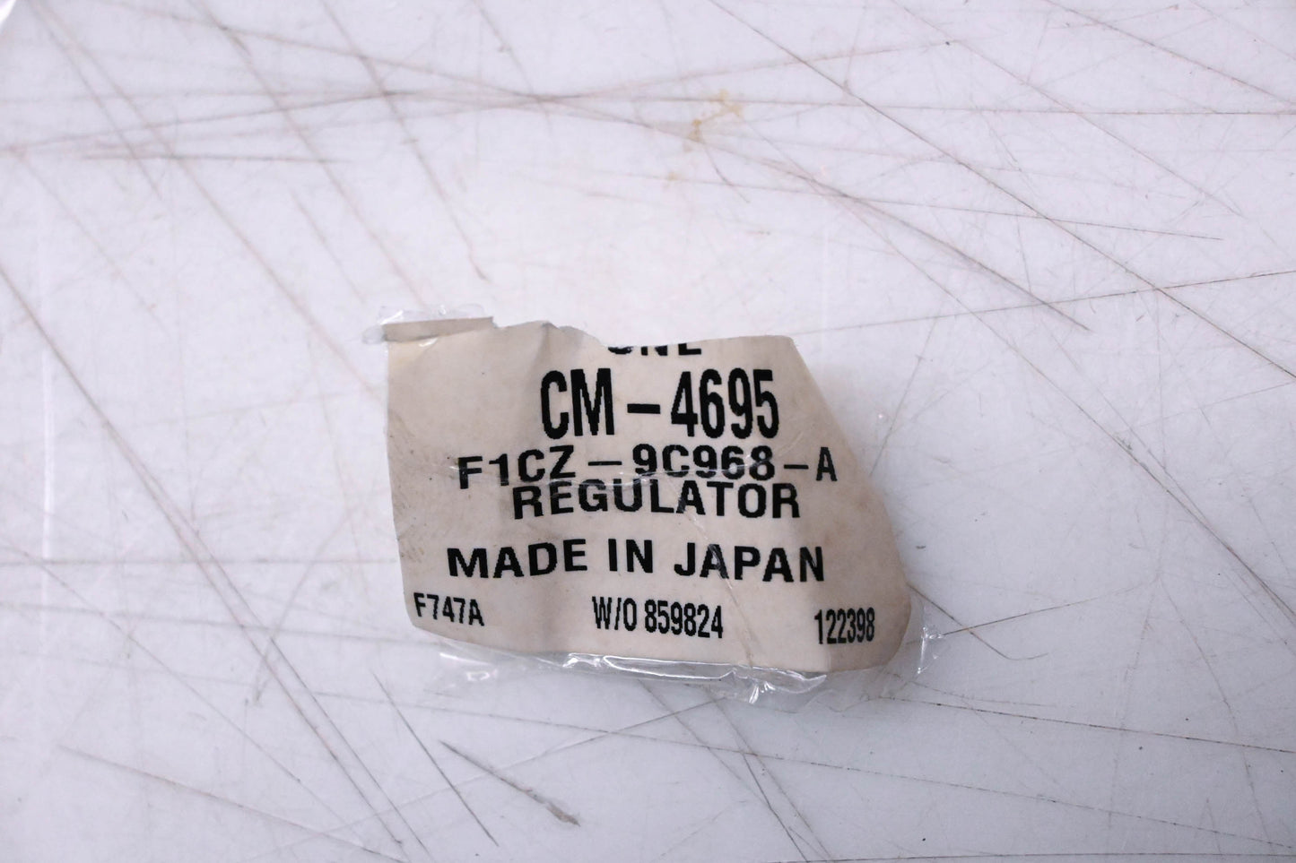 New OEM Ford CM-4695, F1CZ-9C968-A Fuel Pressure Regulator Assembly NOS