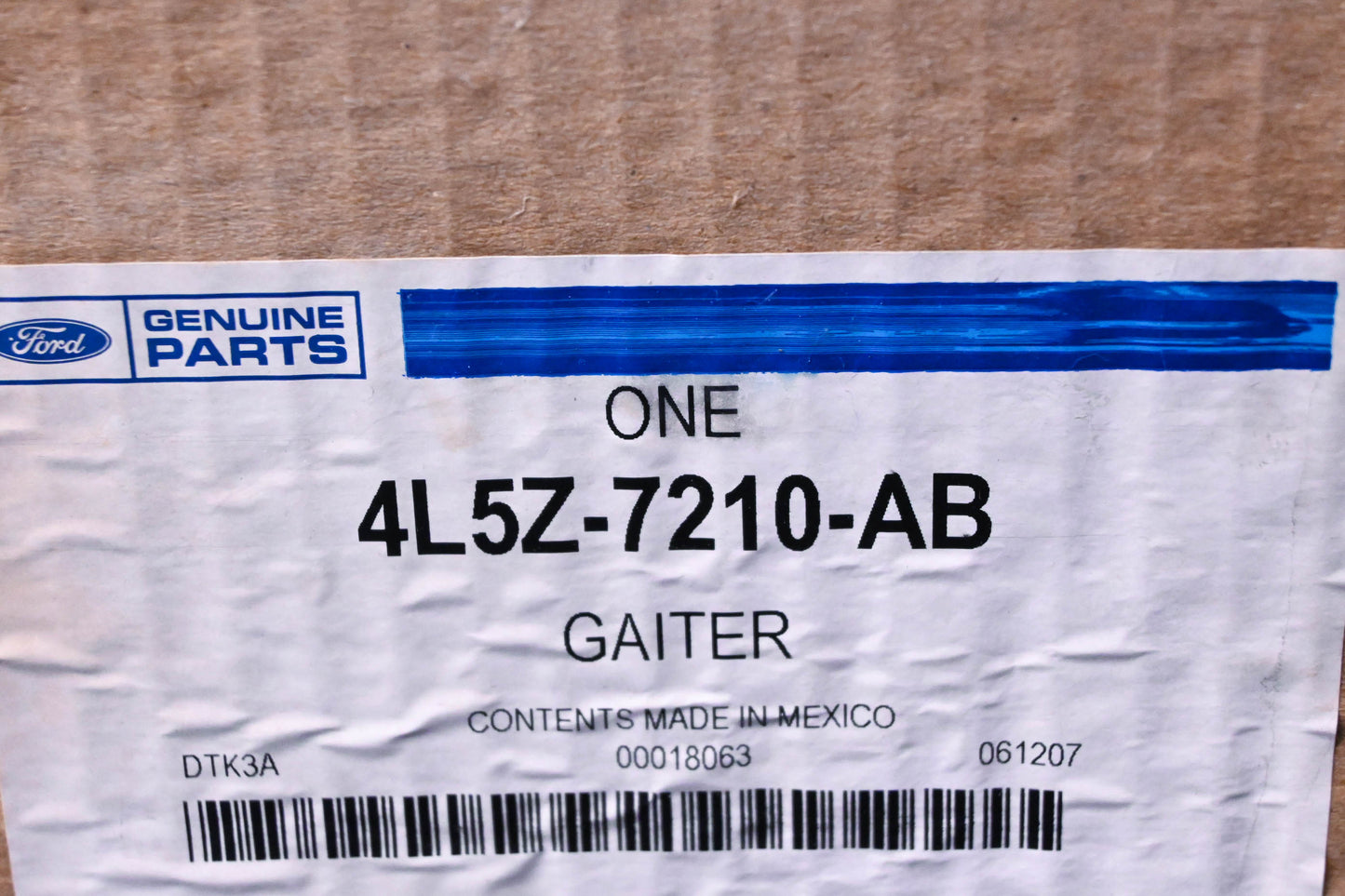 New OEM Ford 4L5Z-7210-AB Gaiter NOS